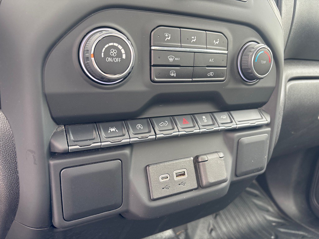 2024 Chevrolet Silverado 1500 Image 15