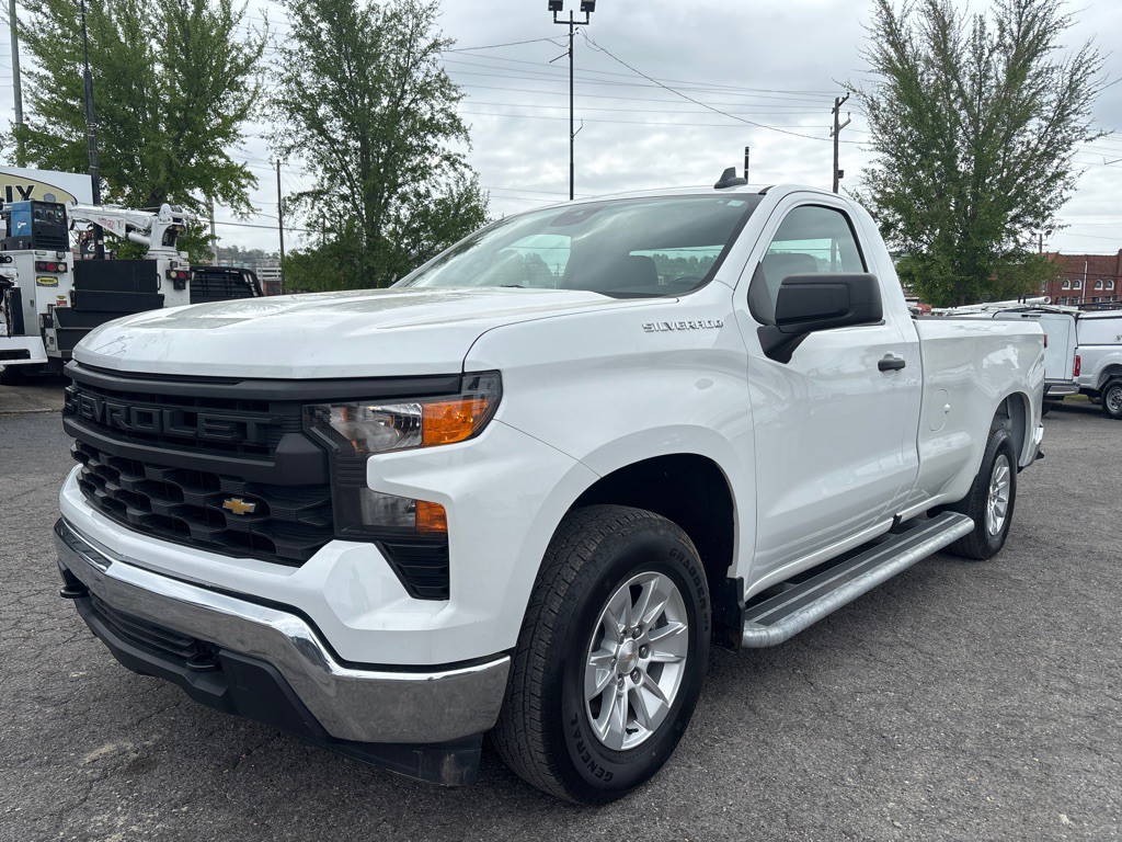2024 Chevrolet Silverado 1500 Image 1