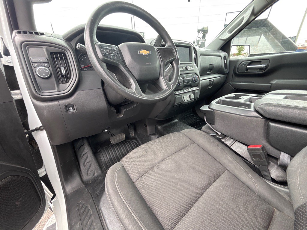 2024 Chevrolet Silverado 1500 Image 9