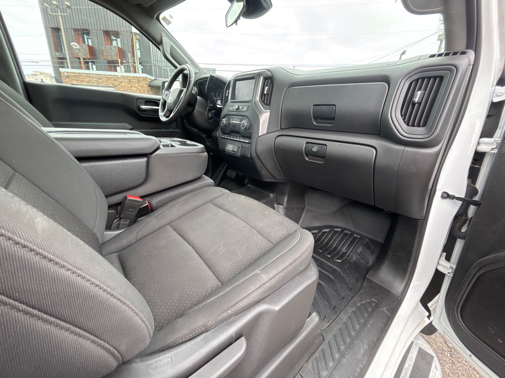 2024 Chevrolet Silverado 1500 Image 17