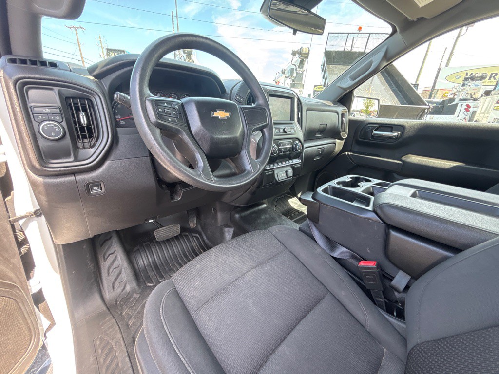 2024 Chevrolet Silverado 1500 Image 9