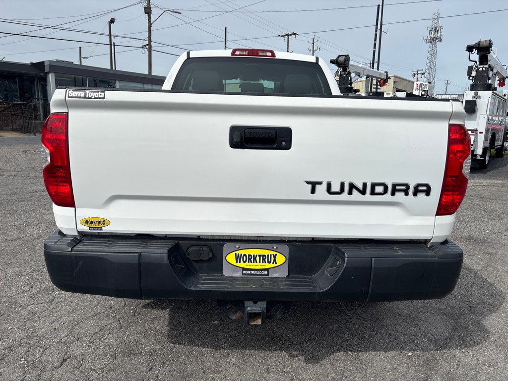 2017 Toyota Tundra Image 4