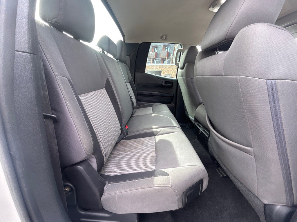 2017 Toyota Tundra Image 18