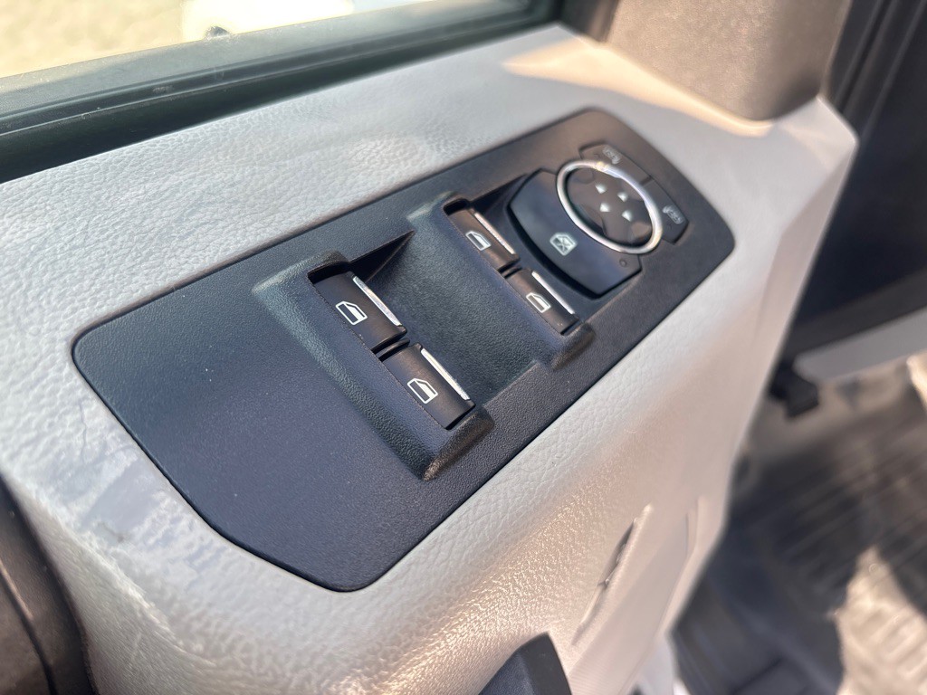 2017 Ford F-150 Image 9