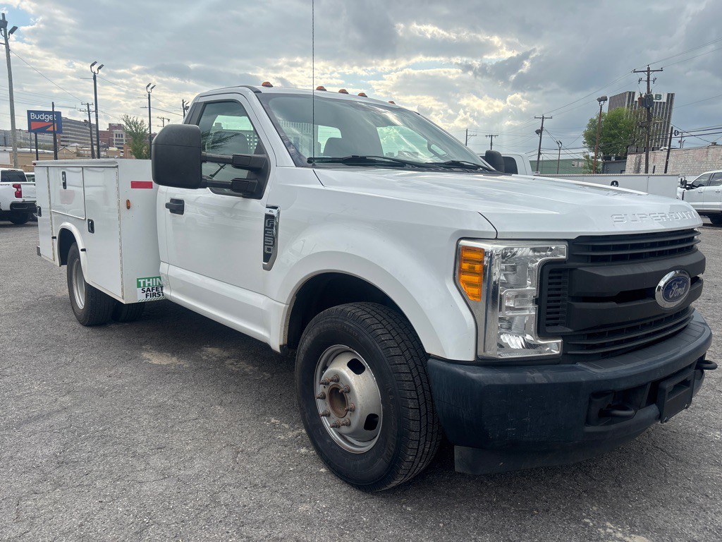 2017 Ford F-350 Image 6