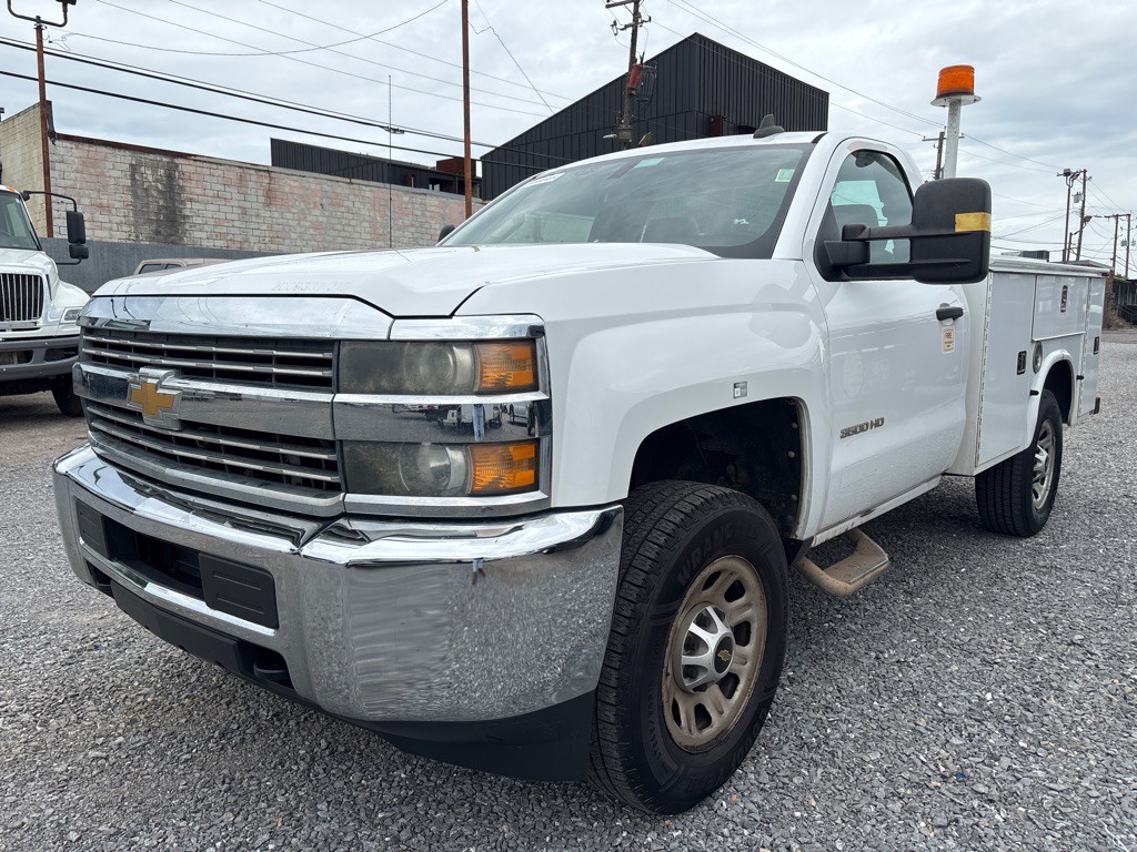 2015 Chevrolet Silverado 1500 Image 1