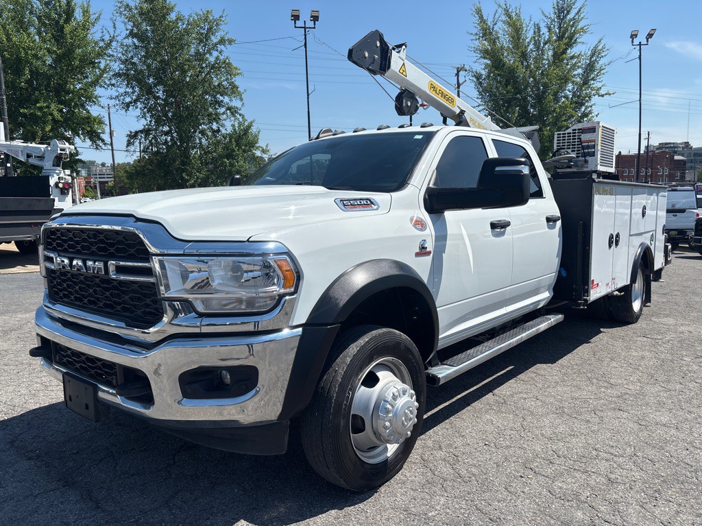 2024 RAM 5500 Image 9