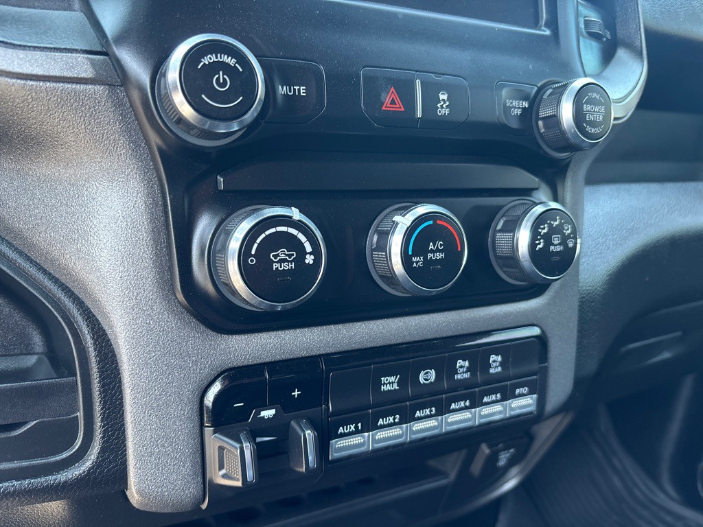 2024 RAM 5500 Image 22