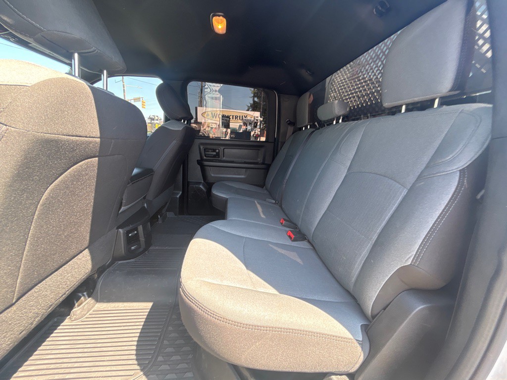 2024 RAM 5500 Image 26