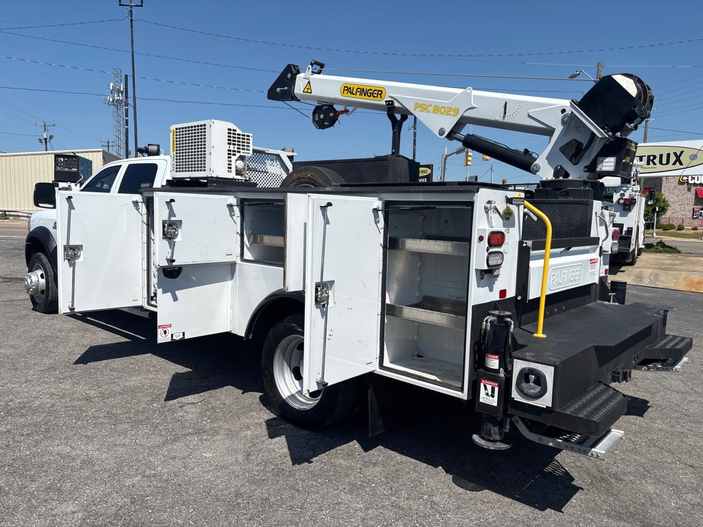 2024 RAM 5500 Image 37
