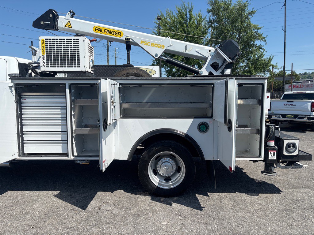 2024 RAM 5500 Image 38