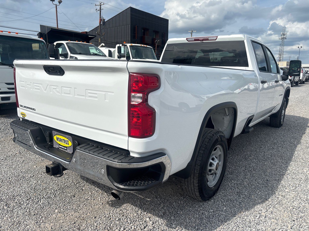 2024 Chevrolet Silverado 1500 Image 3