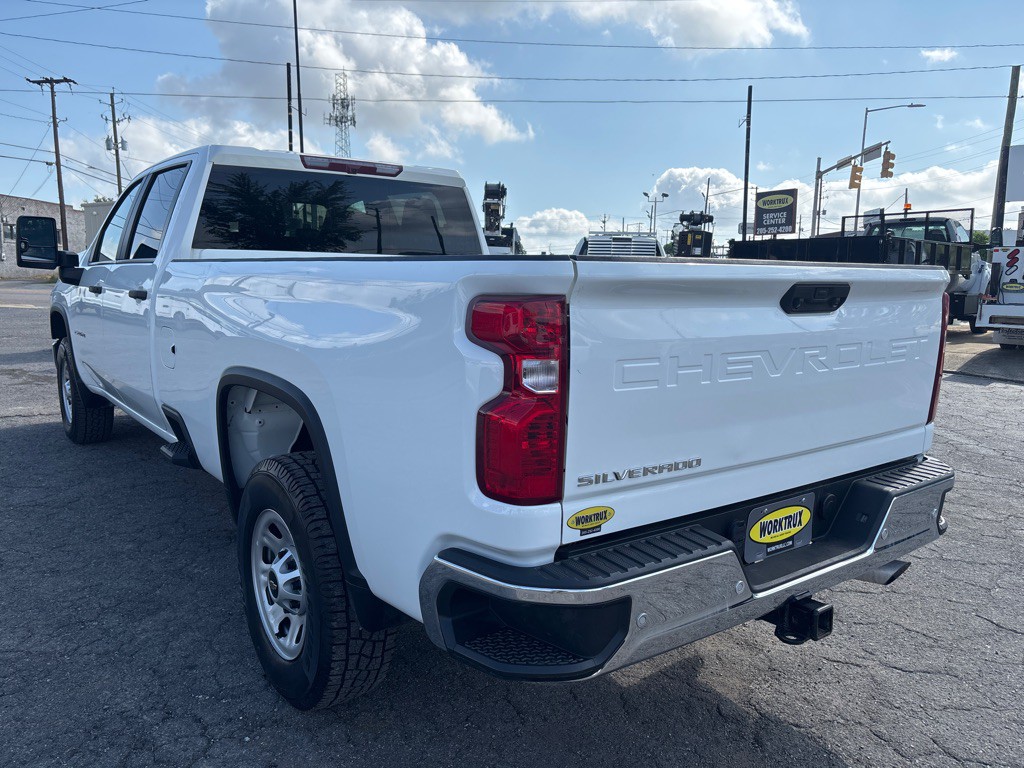 2024 Chevrolet Silverado 1500 Image 3