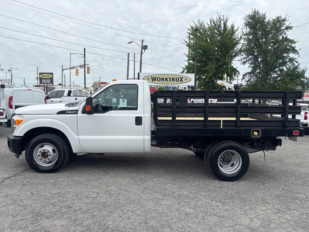 2015 Ford F-350 Image 2