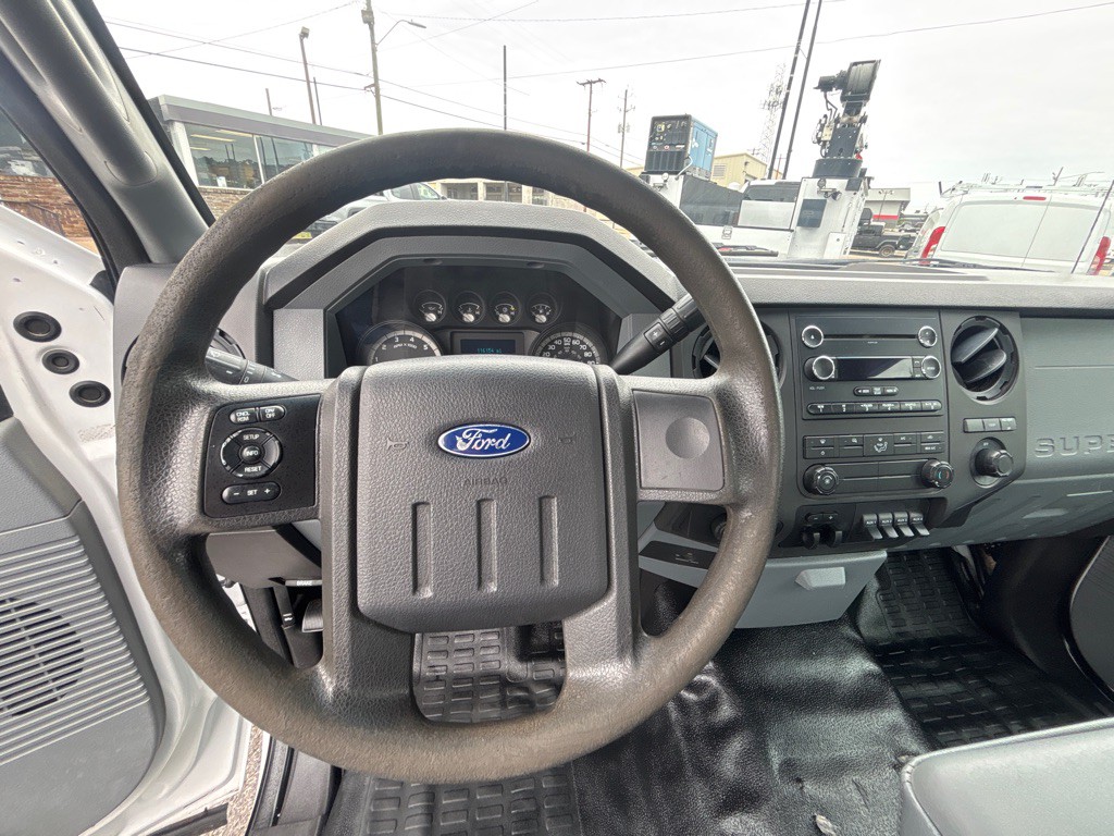 2015 Ford F-350 Image 10