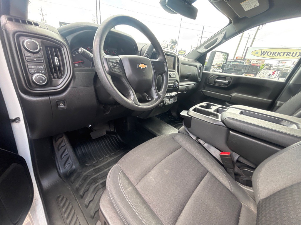2024 Chevrolet Silverado 1500 Image 9