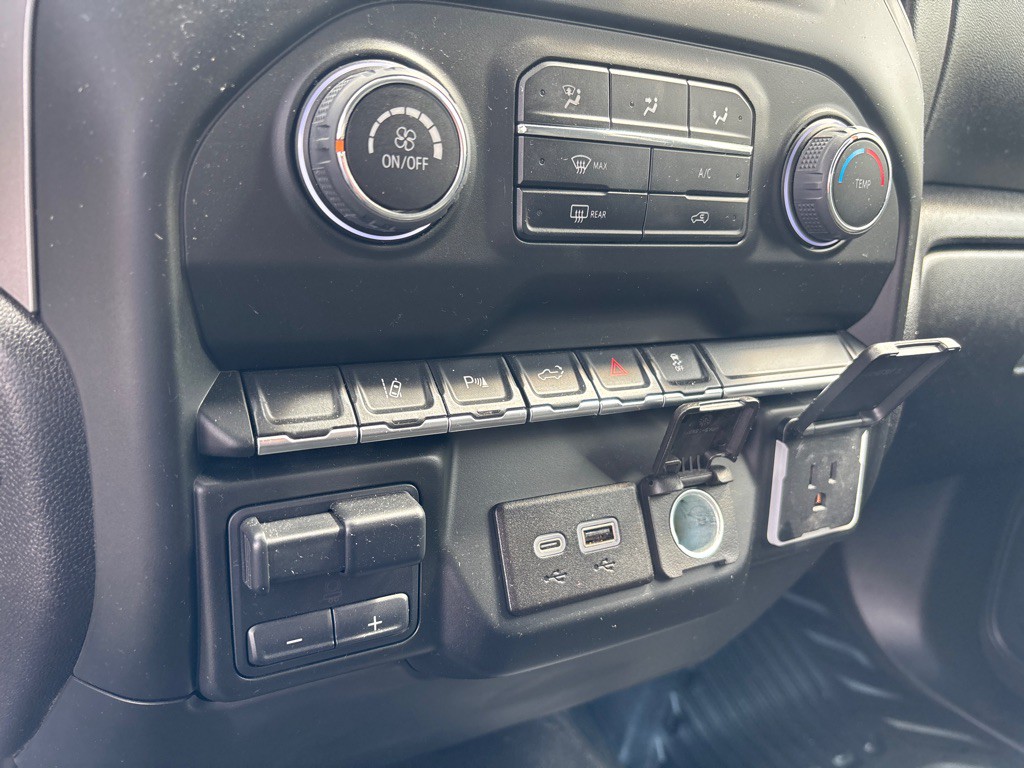 2024 Chevrolet Silverado 1500 Image 15