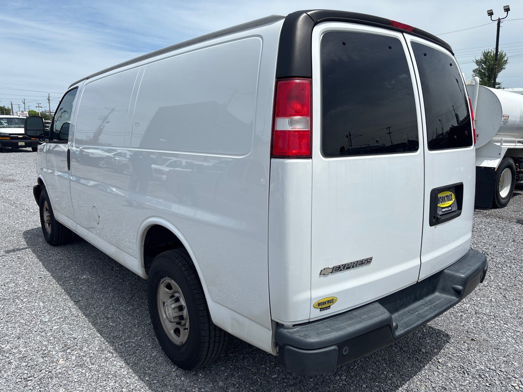 2020 Chevrolet Express Image 2