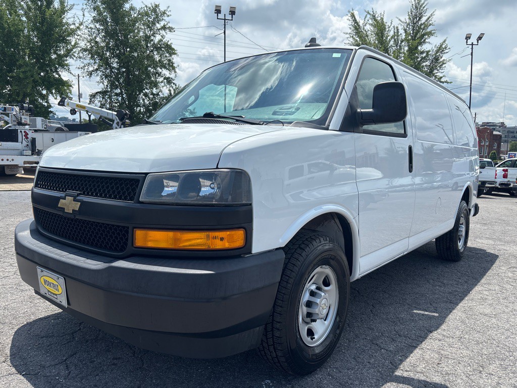 2020 Chevrolet Express Image 7