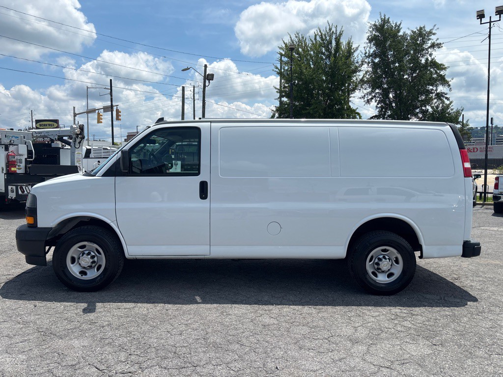 2020 Chevrolet Express Image 8