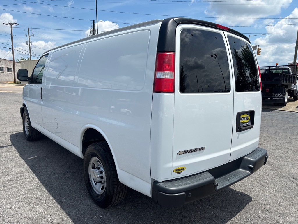2020 Chevrolet Express Image 9