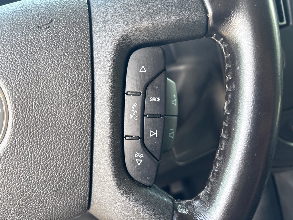 2020 Chevrolet Express Image 19