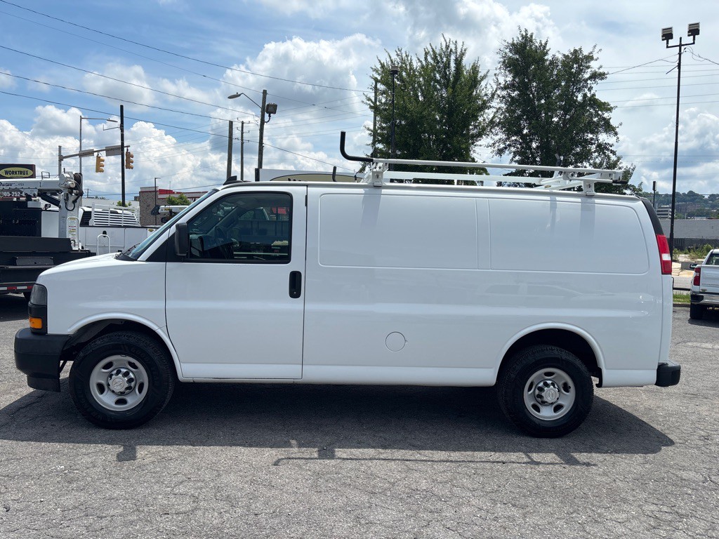 2019 Chevrolet Express Image 2