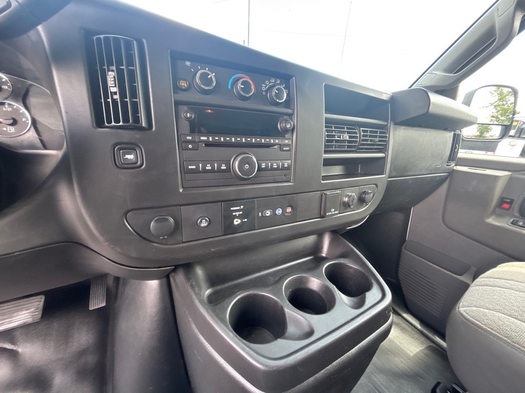 2019 Chevrolet Express Image 13