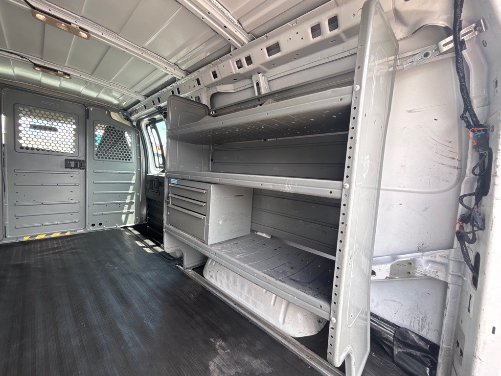 2019 Chevrolet Express Image 20