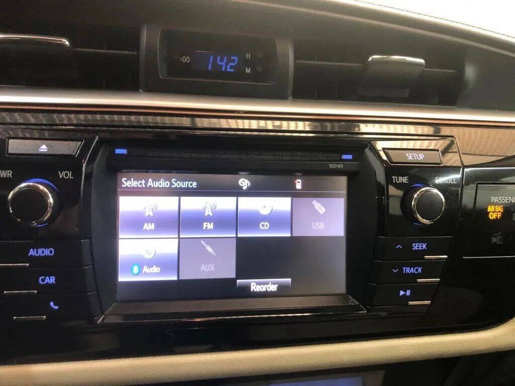 2014 Toyota Corolla Image 15