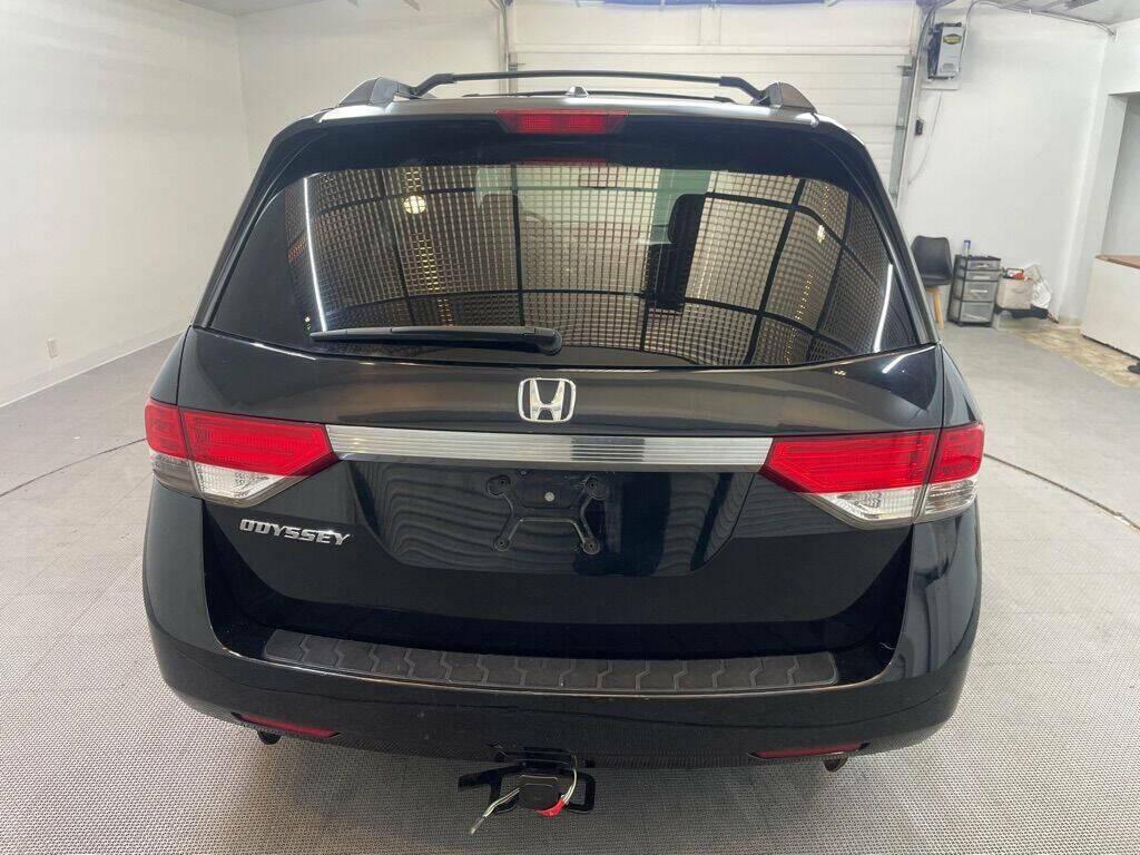 2014 Honda Odyssey Image 3