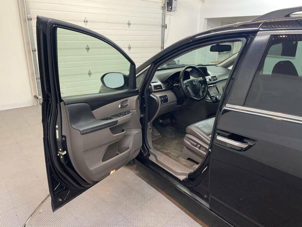 2014 Honda Odyssey Image 9