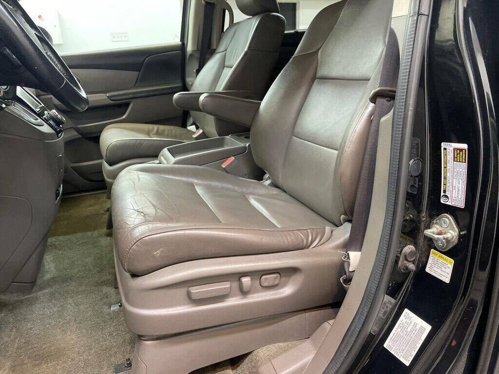 2014 Honda Odyssey Image 11