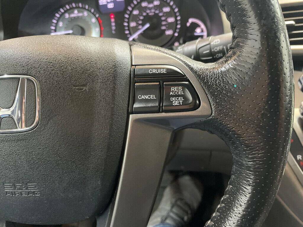 2014 Honda Odyssey Image 16