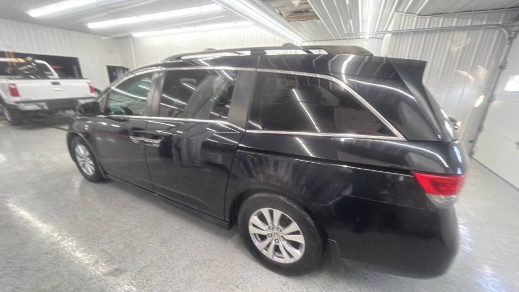 2014 Honda Odyssey Image 2