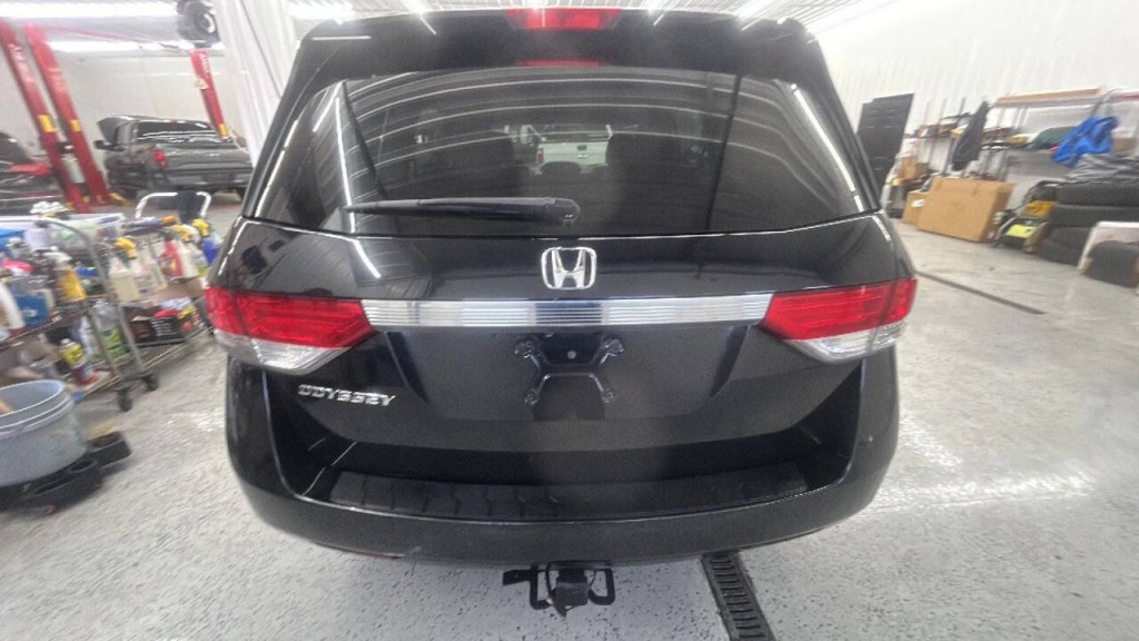 2014 Honda Odyssey Image 3