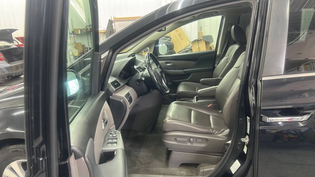 2014 Honda Odyssey Image 10