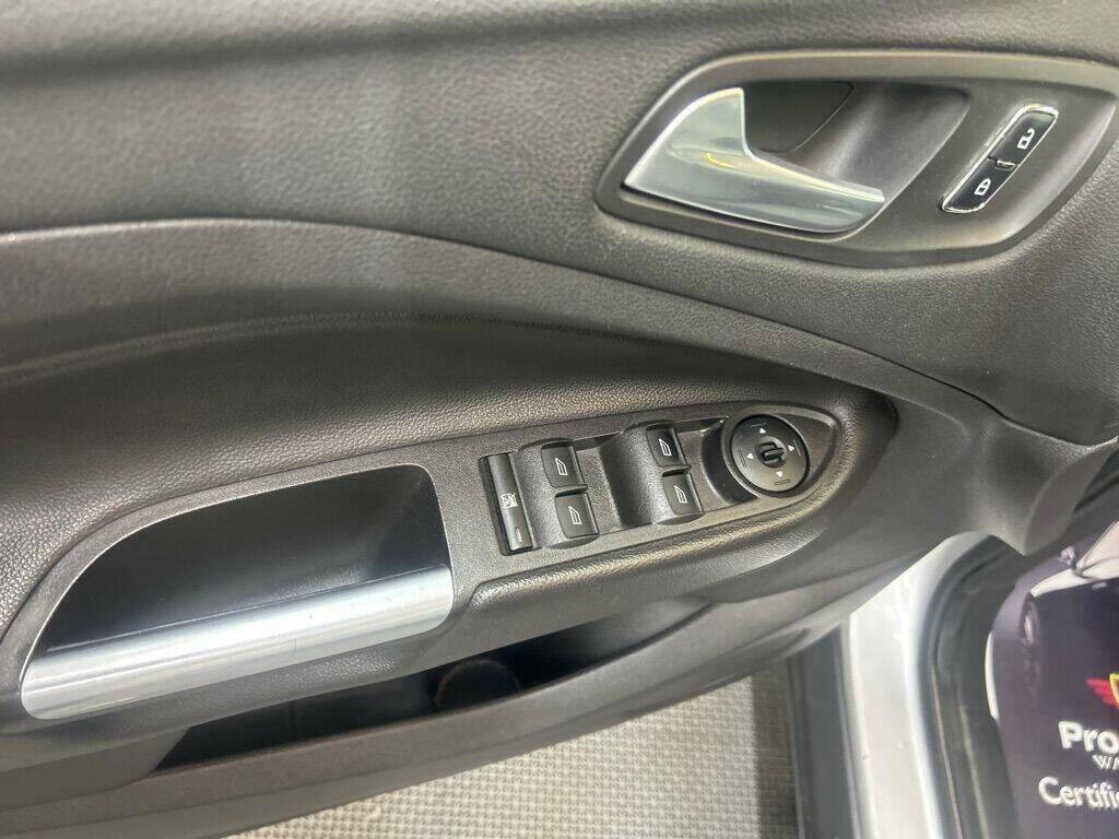 2013 Ford Escape Image 11