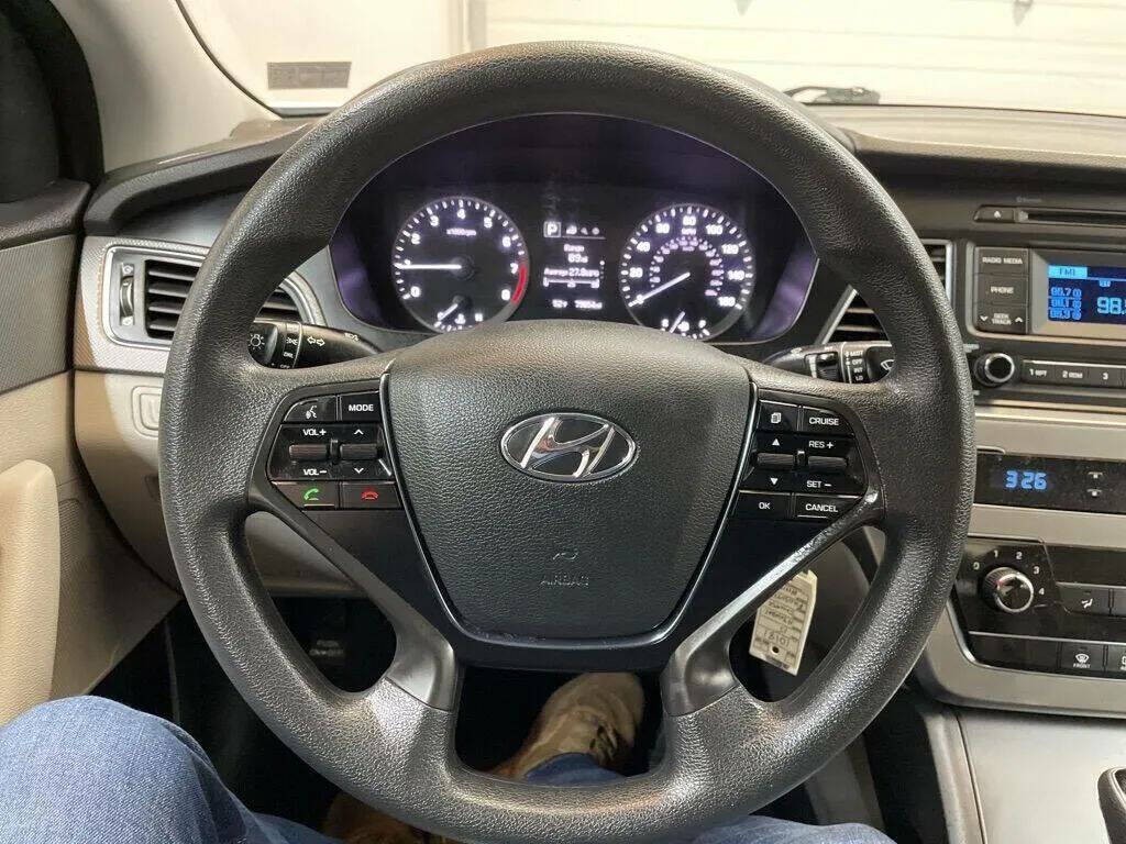 2015 Hyundai Sonata Image 14