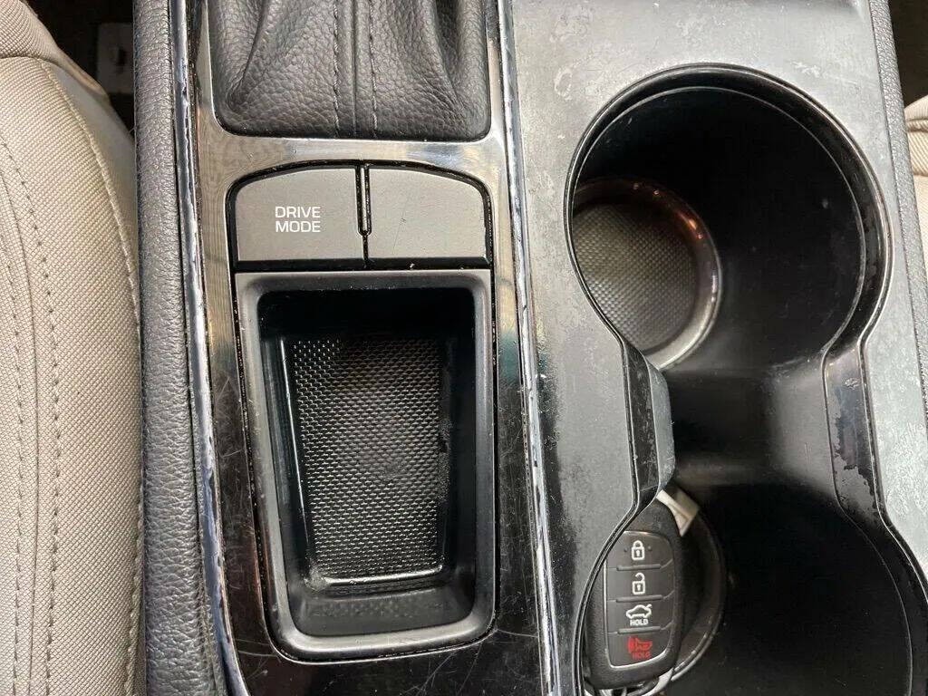 2015 Hyundai Sonata Image 21