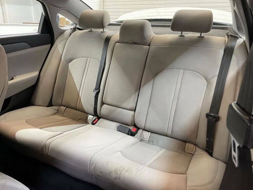 2015 Hyundai Sonata Image 25