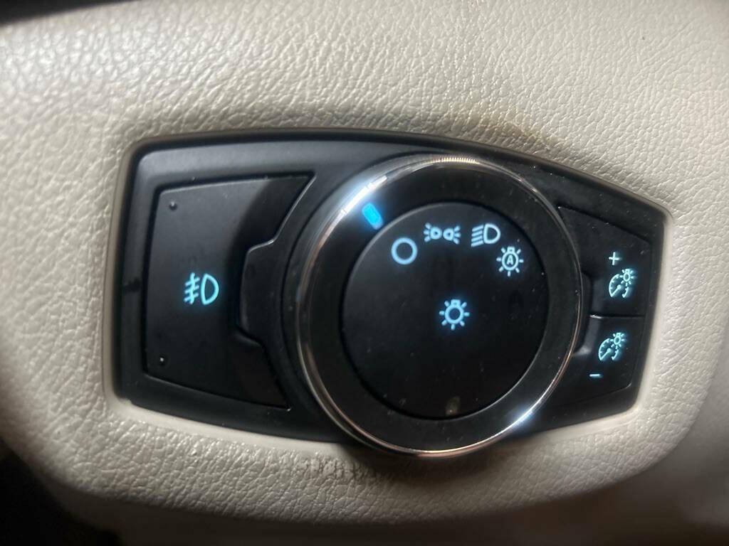 2016 Ford Transit Connect Image 18