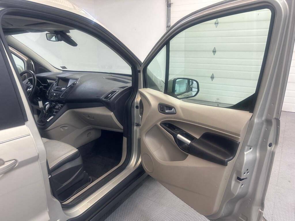 2016 Ford Transit Connect Image 25