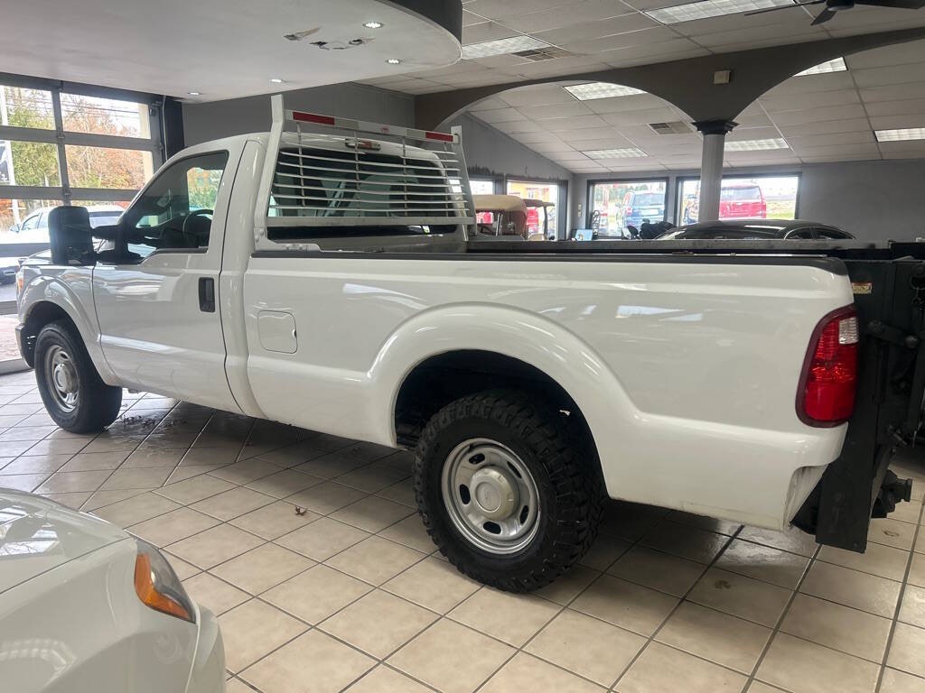 2015 Ford F-250 Image 2