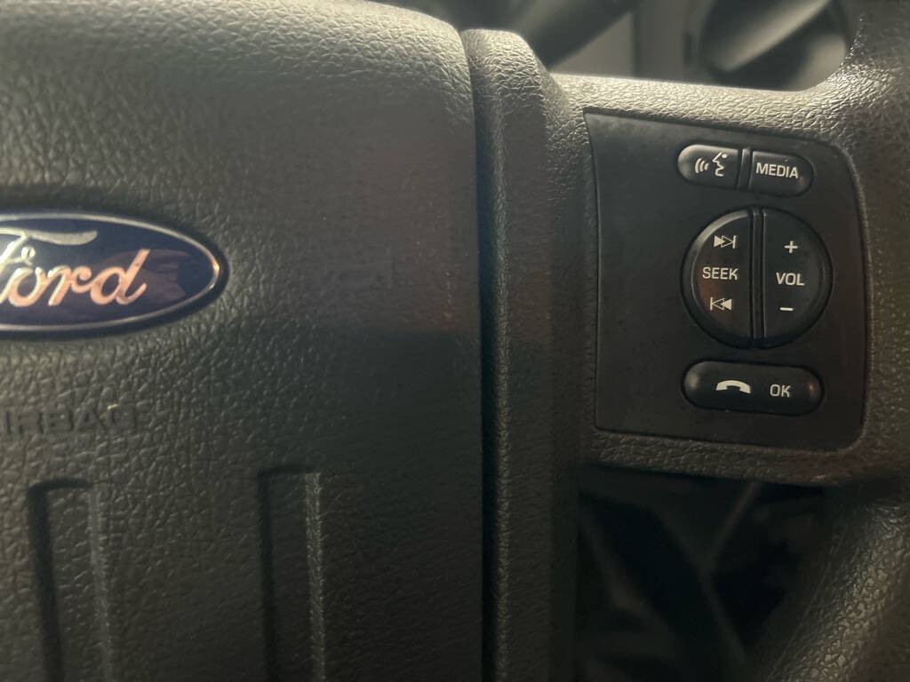 2015 Ford F-250 Image 19