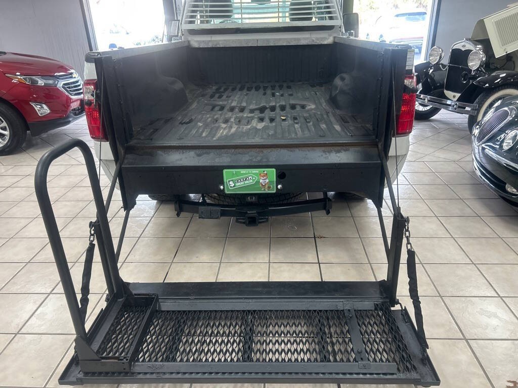 2015 Ford F-250 Image 25