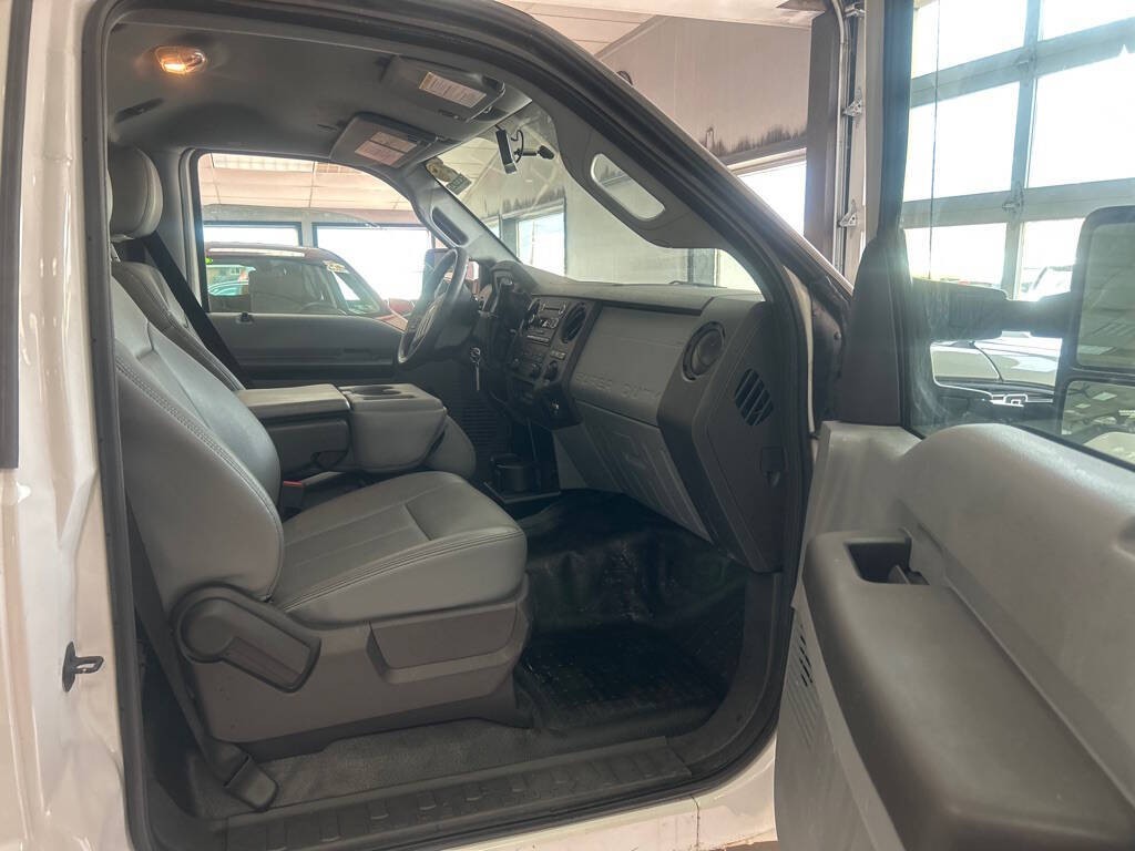 2015 Ford F-250 Image 27