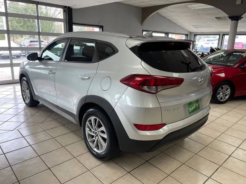 2018 Hyundai Tucson Image 2