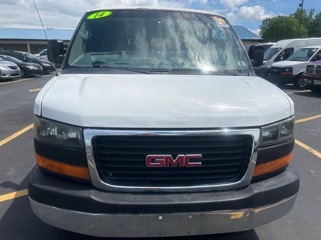 2014 GMC Savana Image 6