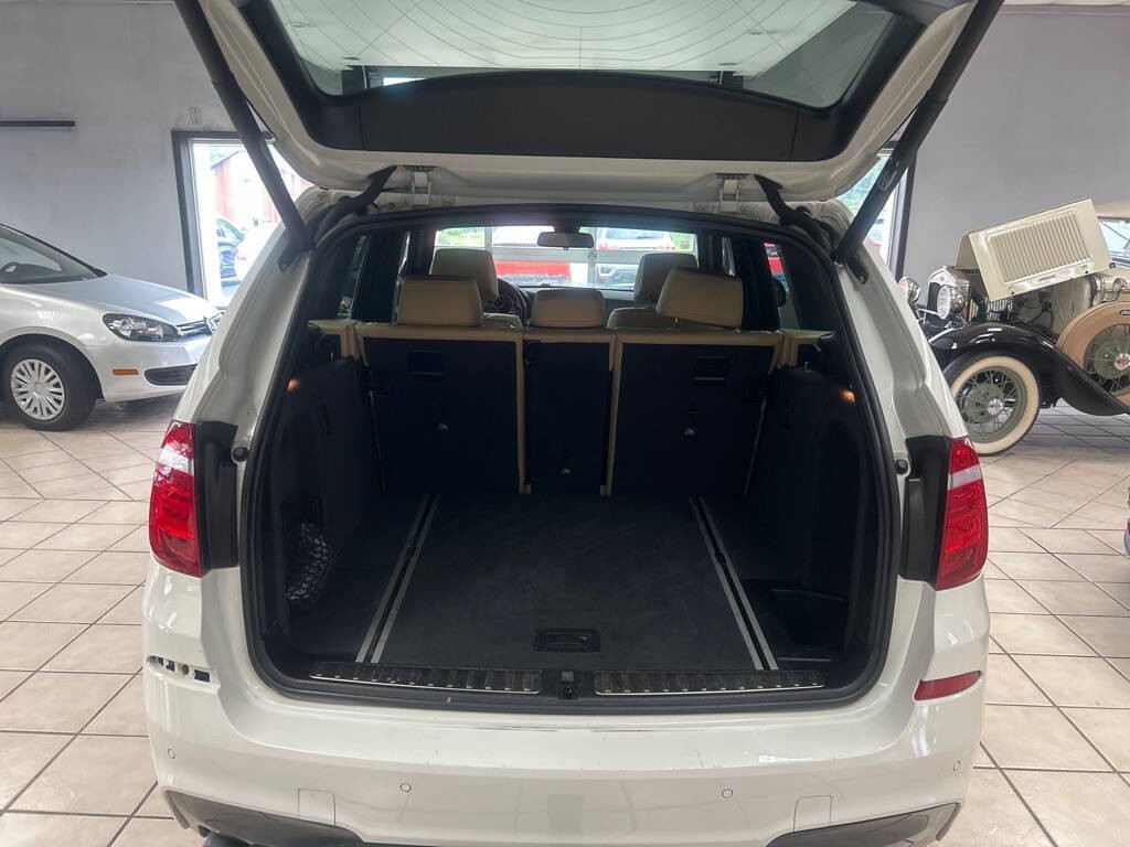 2017 BMW X3 Image 22